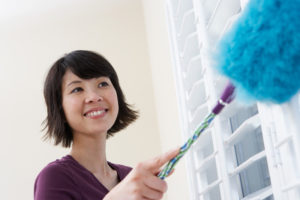 manage allergies with home cleaning dusting
