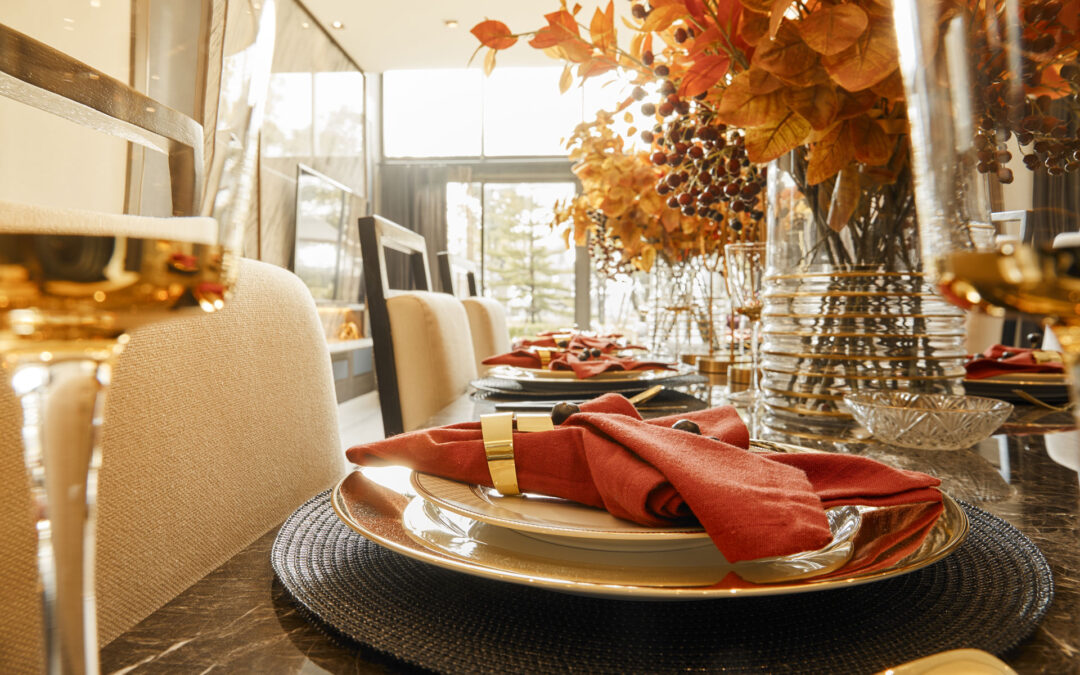 Thanksgiving and Fall Cleanup: Eco-Friendly Tips for a Gratitude-Filled Home